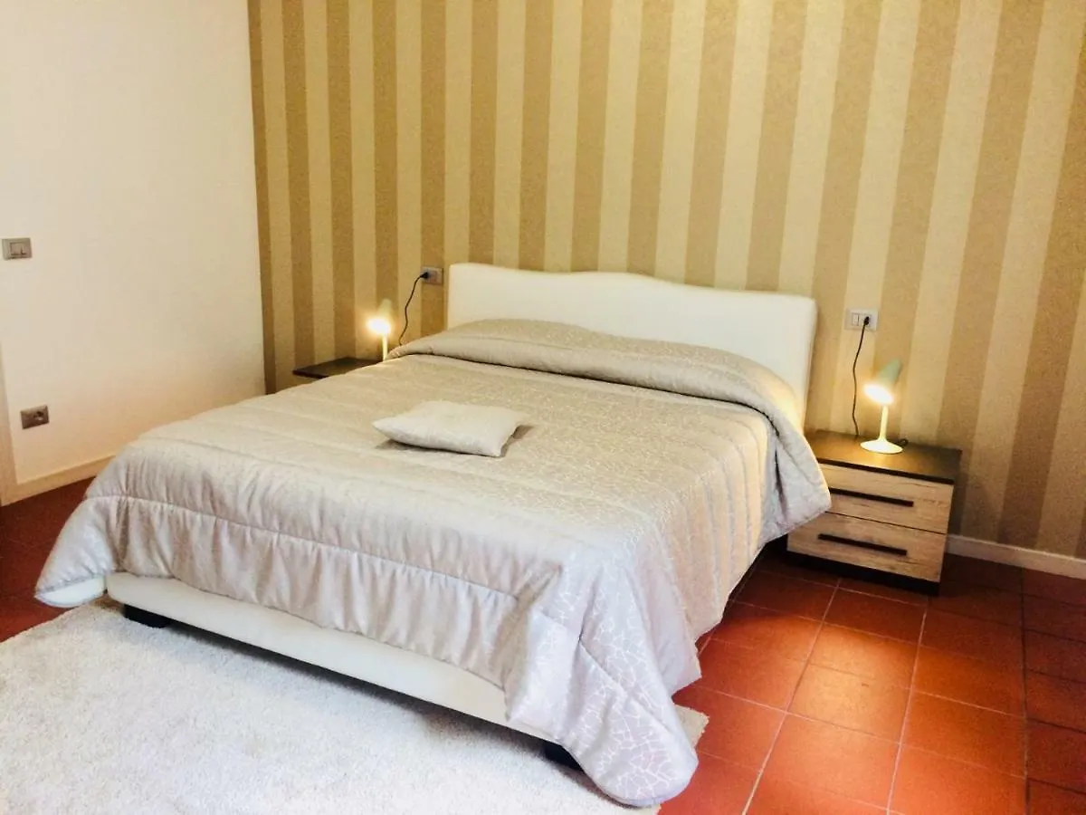 Residenza Giulietta Appartamento Rimini 0*,  Italia